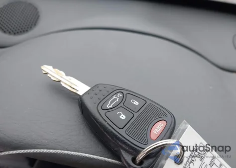 2006 Jeep Liberty Sport from USA, damaged, VIN 1J4GK48K96W275159